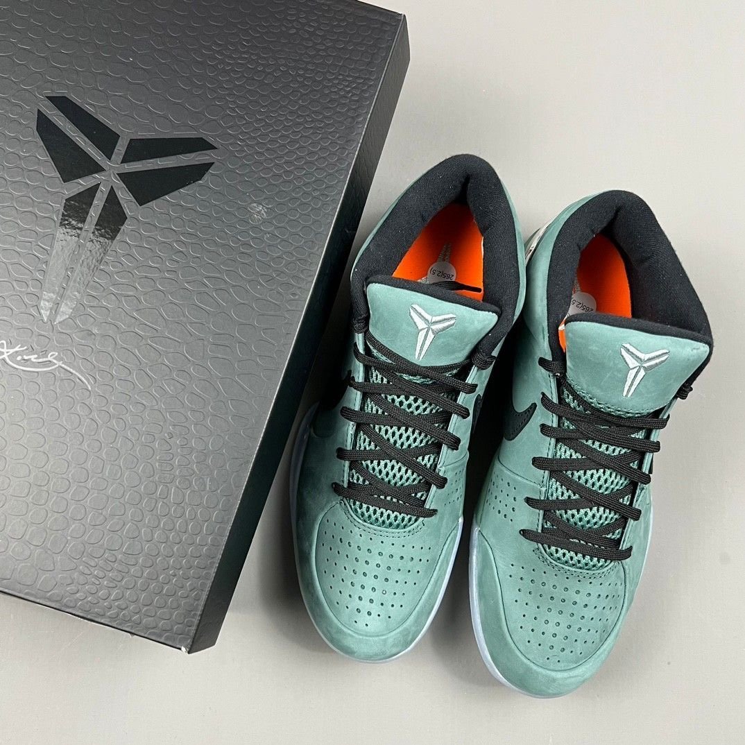 Kobe Bryant “Girl Dad”