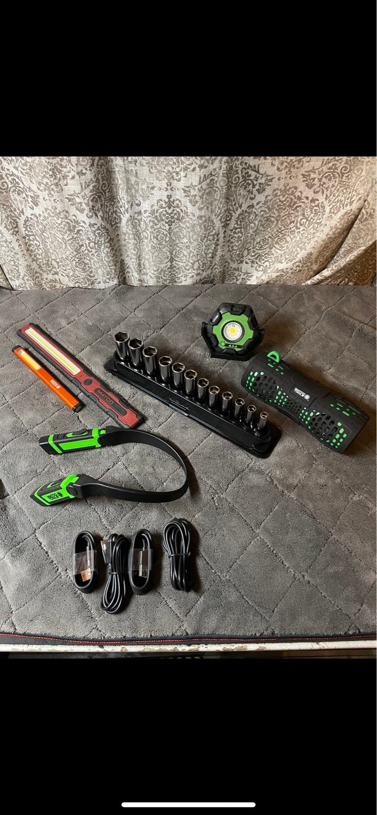 New snap on 3/8 deep metric set & matco rechargeable lights