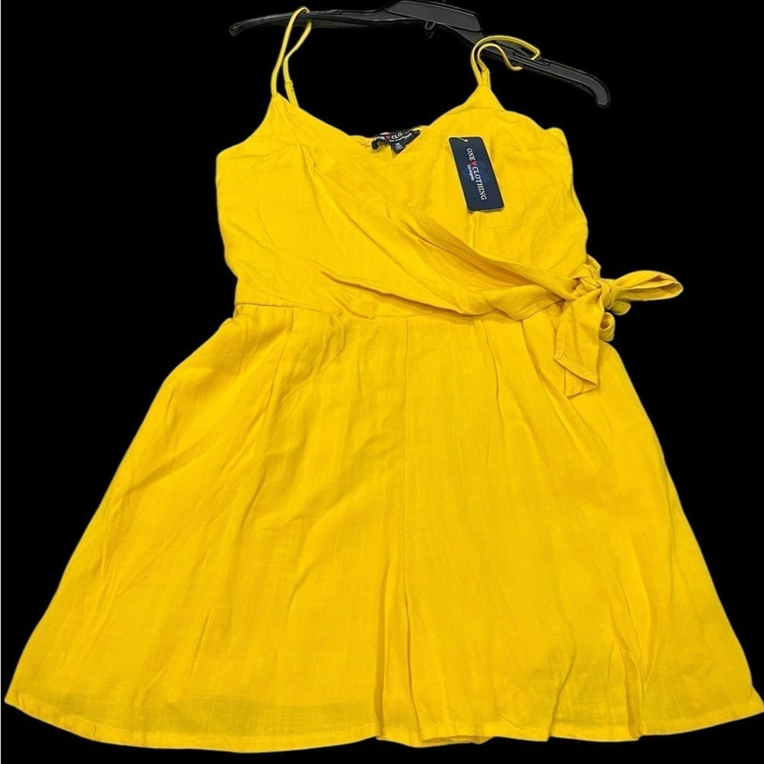 One Clothing Los Angeles Women's Shorts Romper Jumpsuit Yellow Size Small