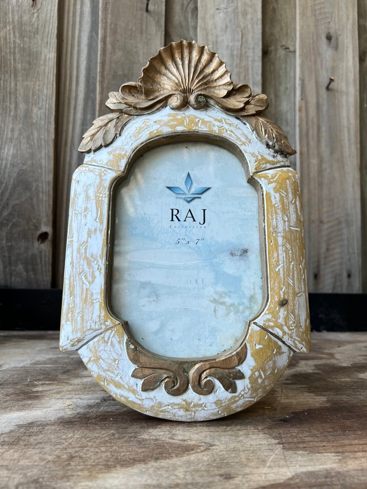 Vintage Raj Collection Picture Frame Ornate Gold Floral Seashell 5x7 (NEGLECTED)