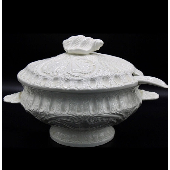1940 Italian Lidded Soup Tureen Conch Shell Handle And Ladle Large Ceramic White