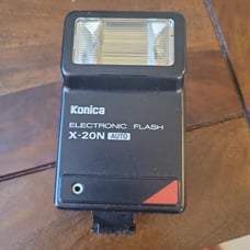 Konica X-20N Auto Flash