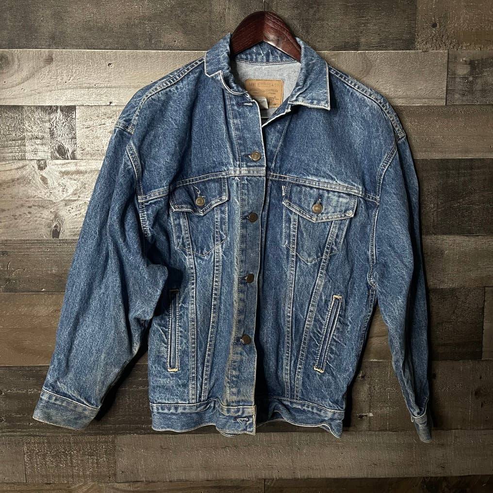 Vintage LEVIS Trucker Jacket USA