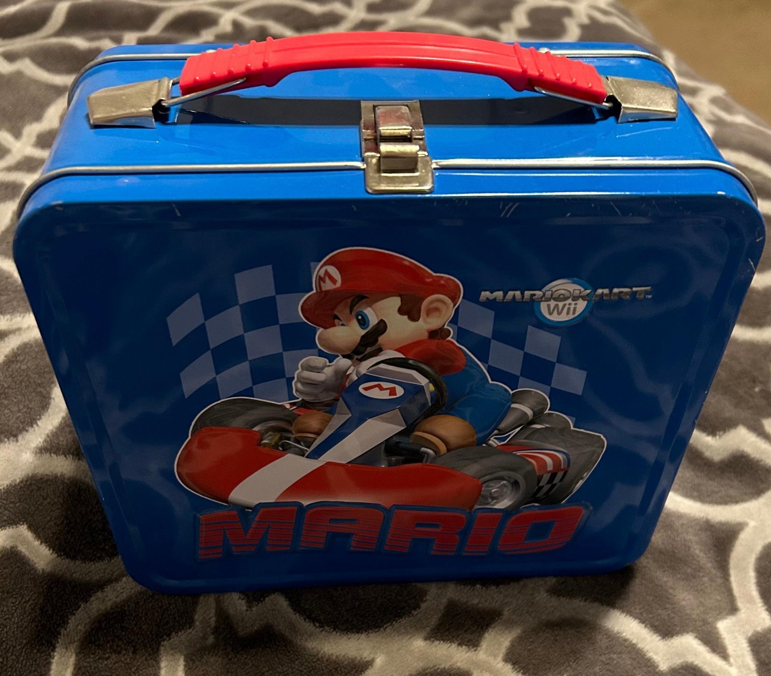 Mario Kart metal lunchbox