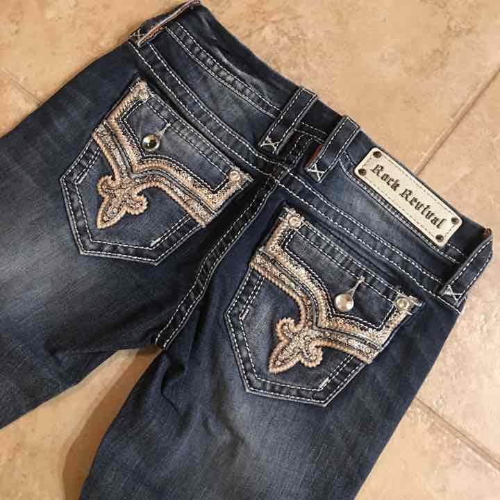 NWT ROCK REVIVAL BOOT CUT JEANS SIZE 26