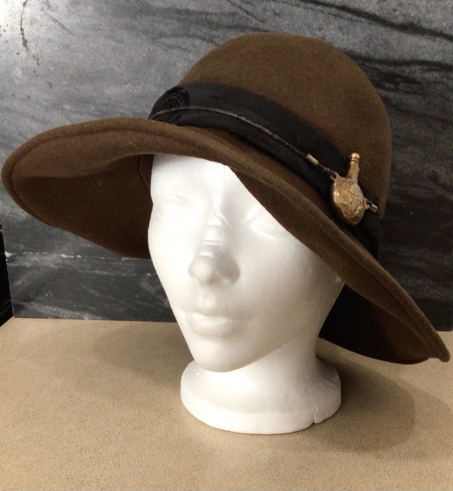 Italian 100% Wool Felt Hat with Perfume Bottle