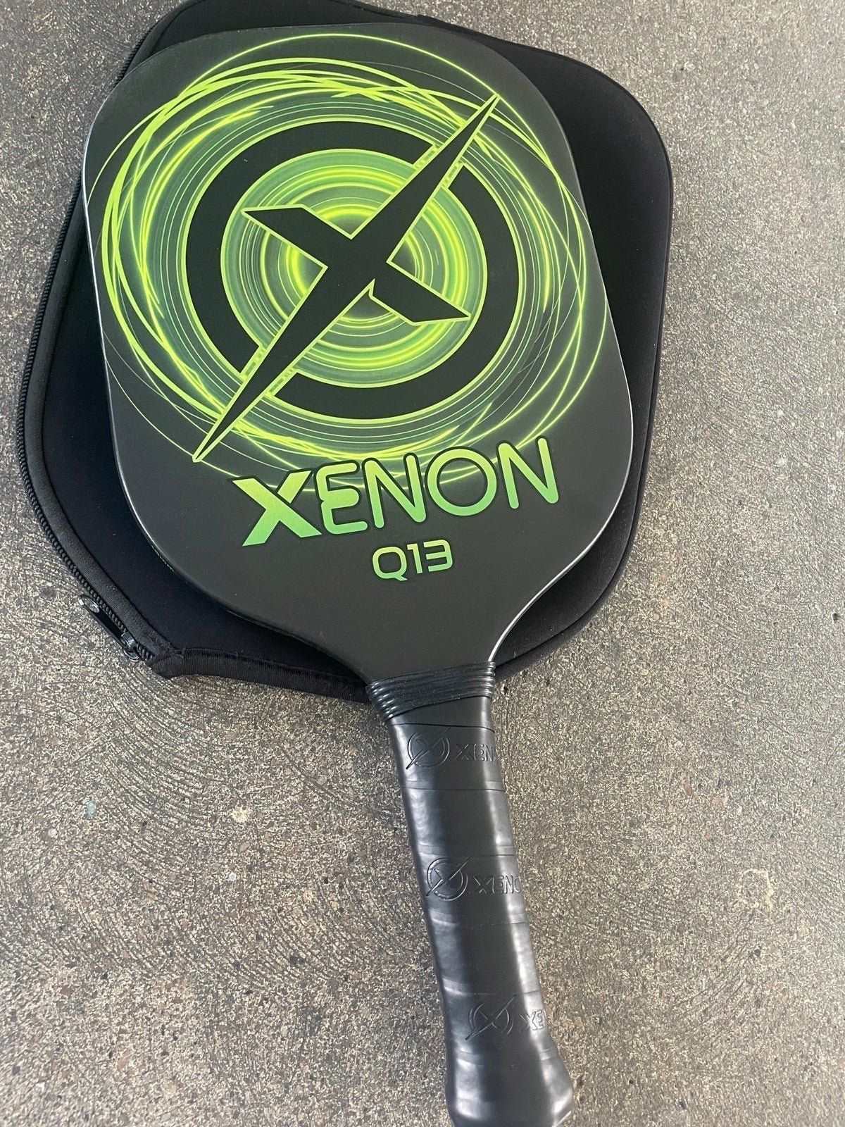 Adult Pickleball Paddle Quiet Green Zone Technology