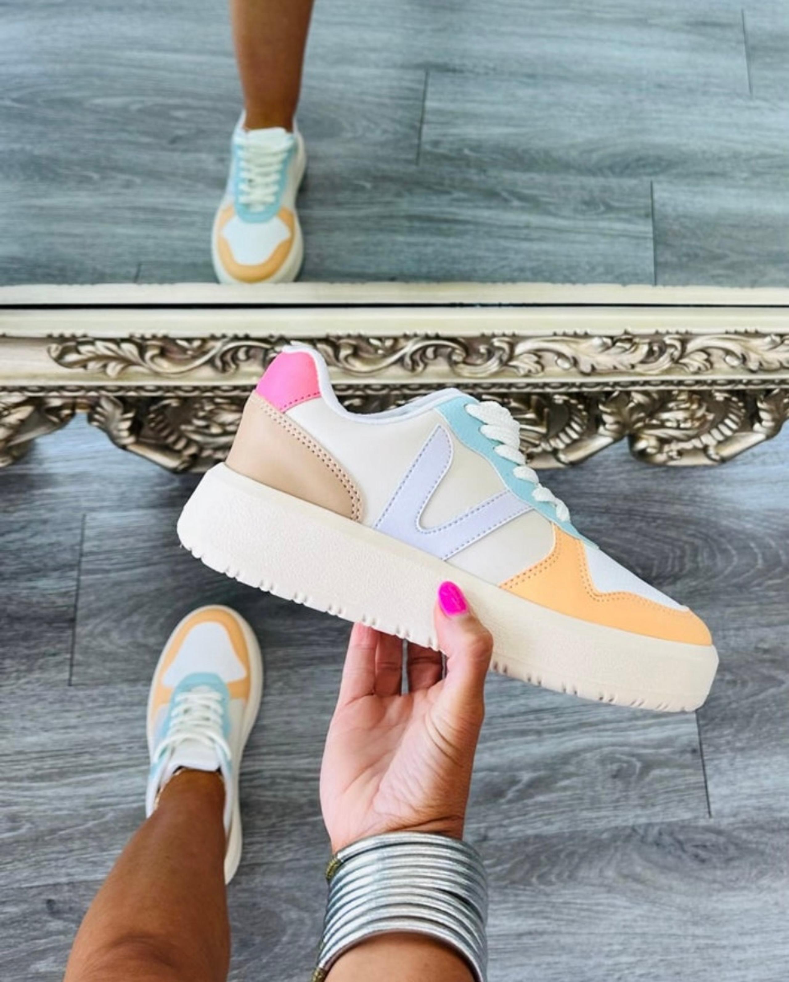Pastel 5 Color Block Sneakers Brand Makers Size 8