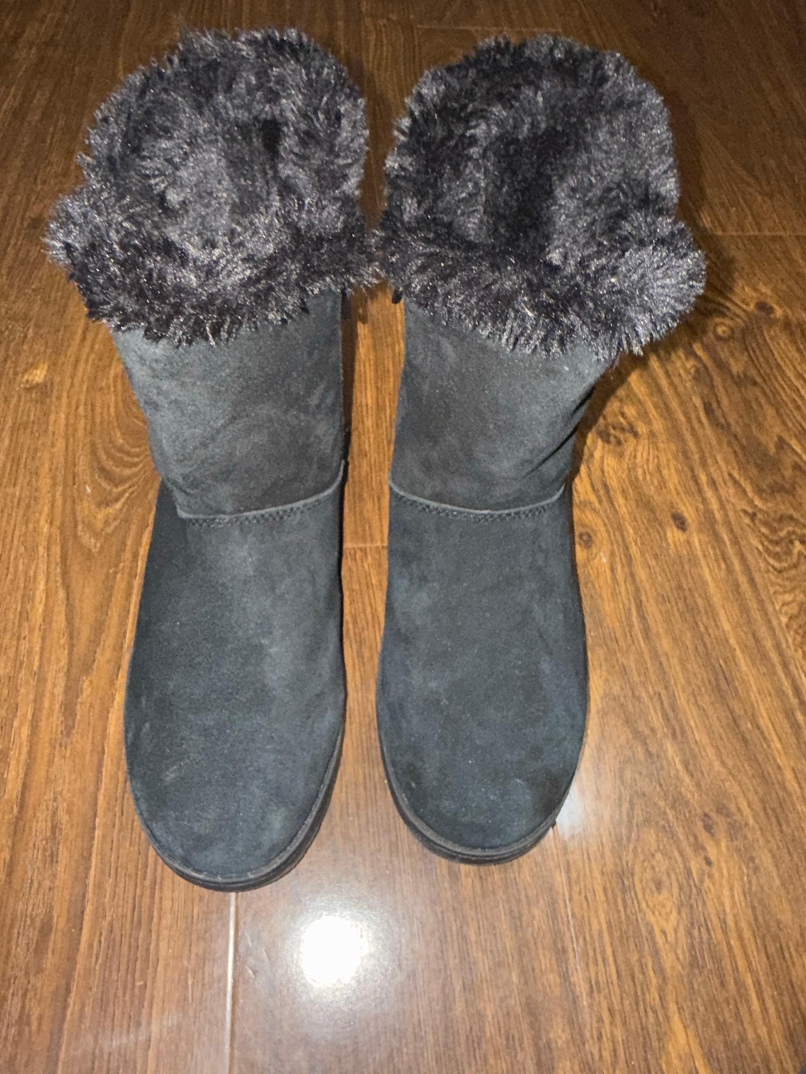 Women size 8 target boots