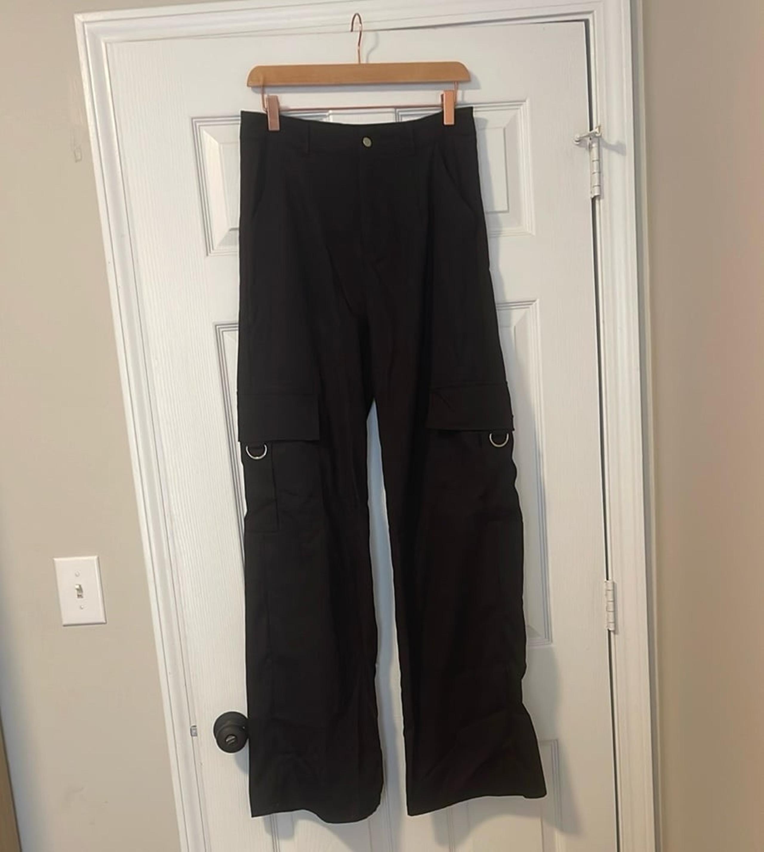 Prettylittlething Black Wide Leg Cargo Pants