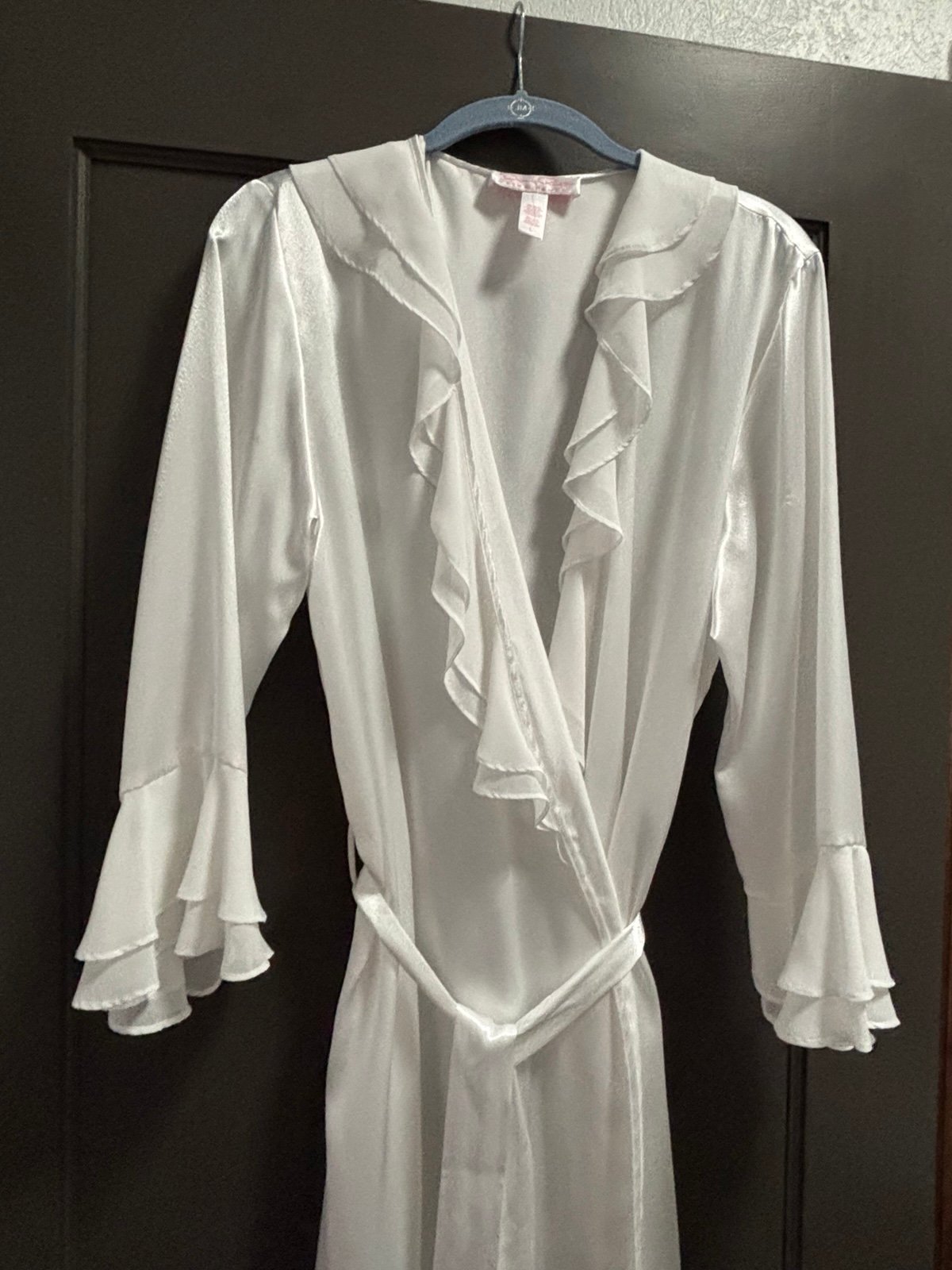 Oscar de la Renta Robe White Satin Ruffles Size L