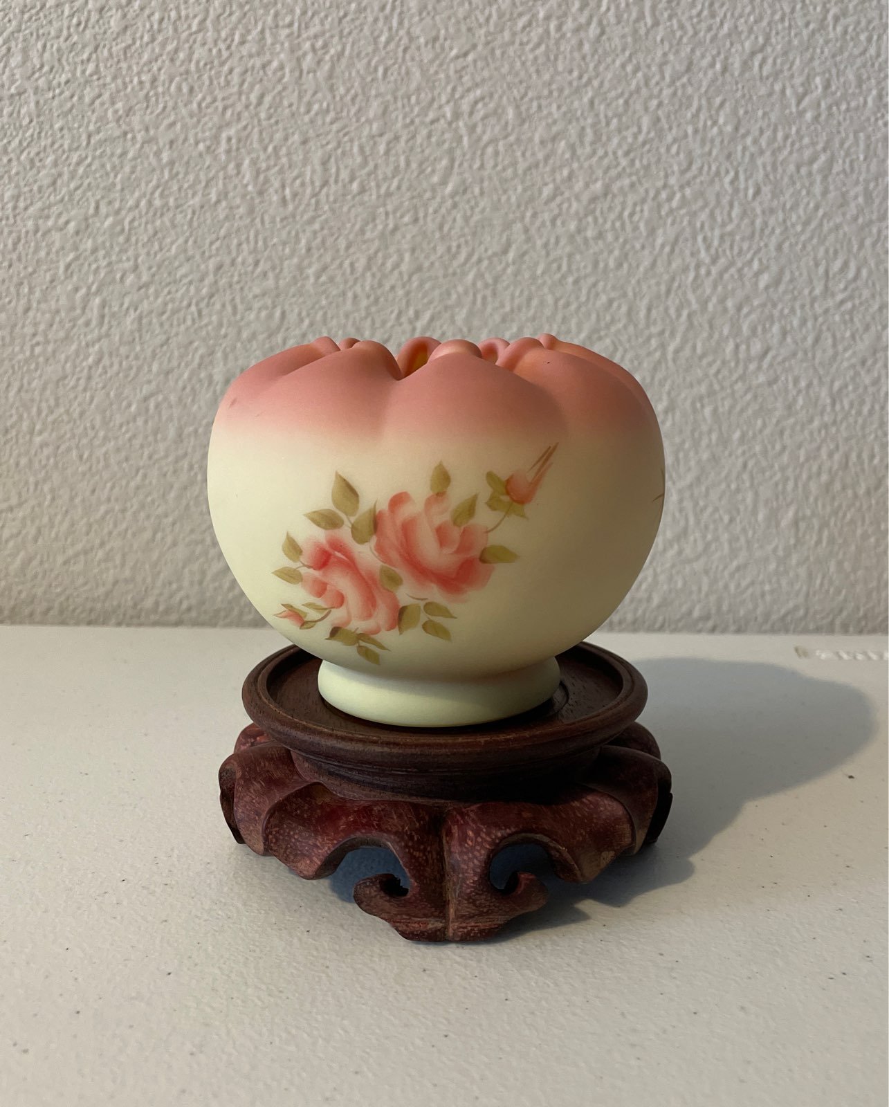 vintage Fenton burmese glass vase