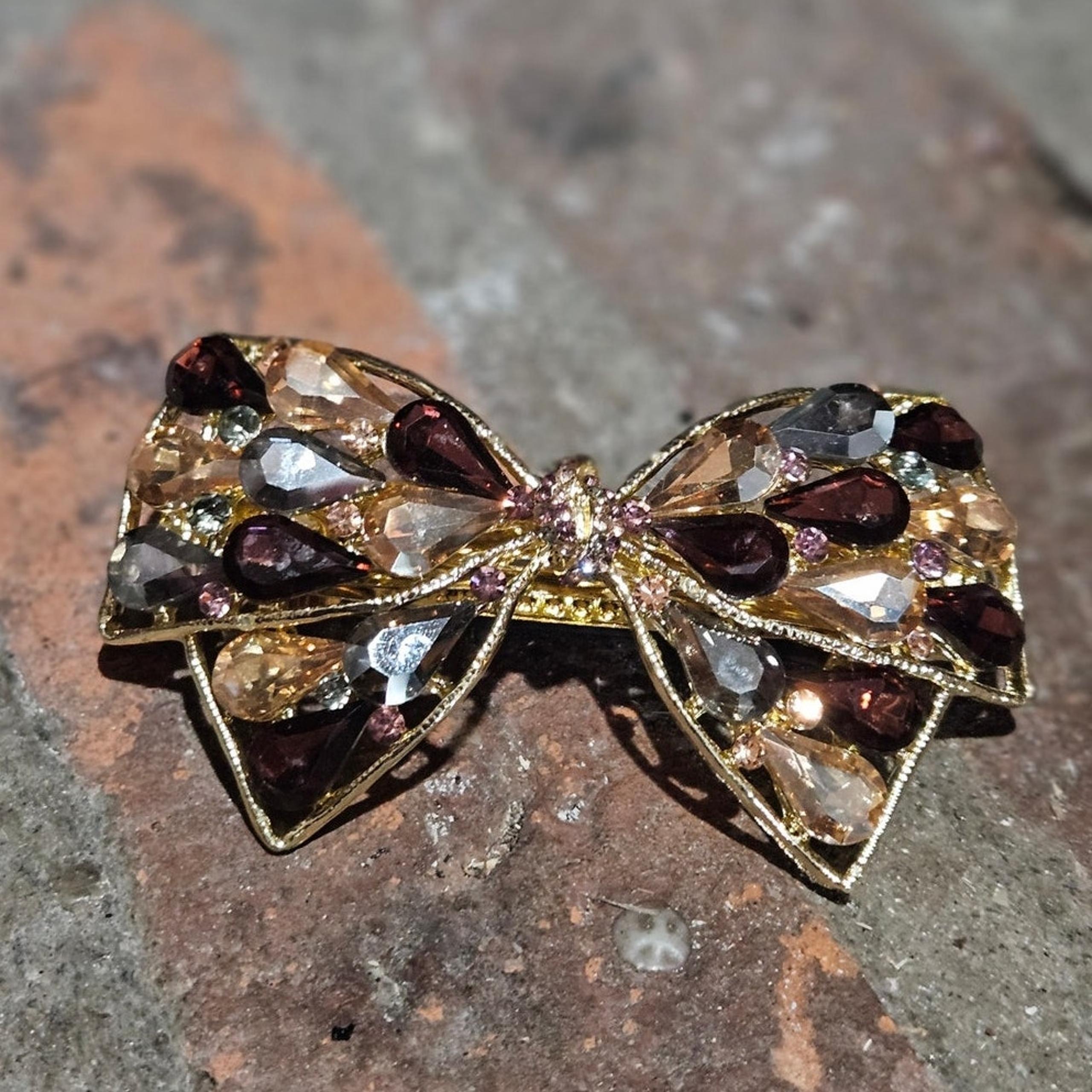 Gorgeous Retro Rhinestone Encrusted Bow Hair Clip ~ Cosplay Costume Party Twee