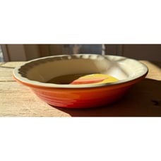 Le Creuset Stoneware Pie Dish 9 Dimpled Edges, Volcanic Orange NEW