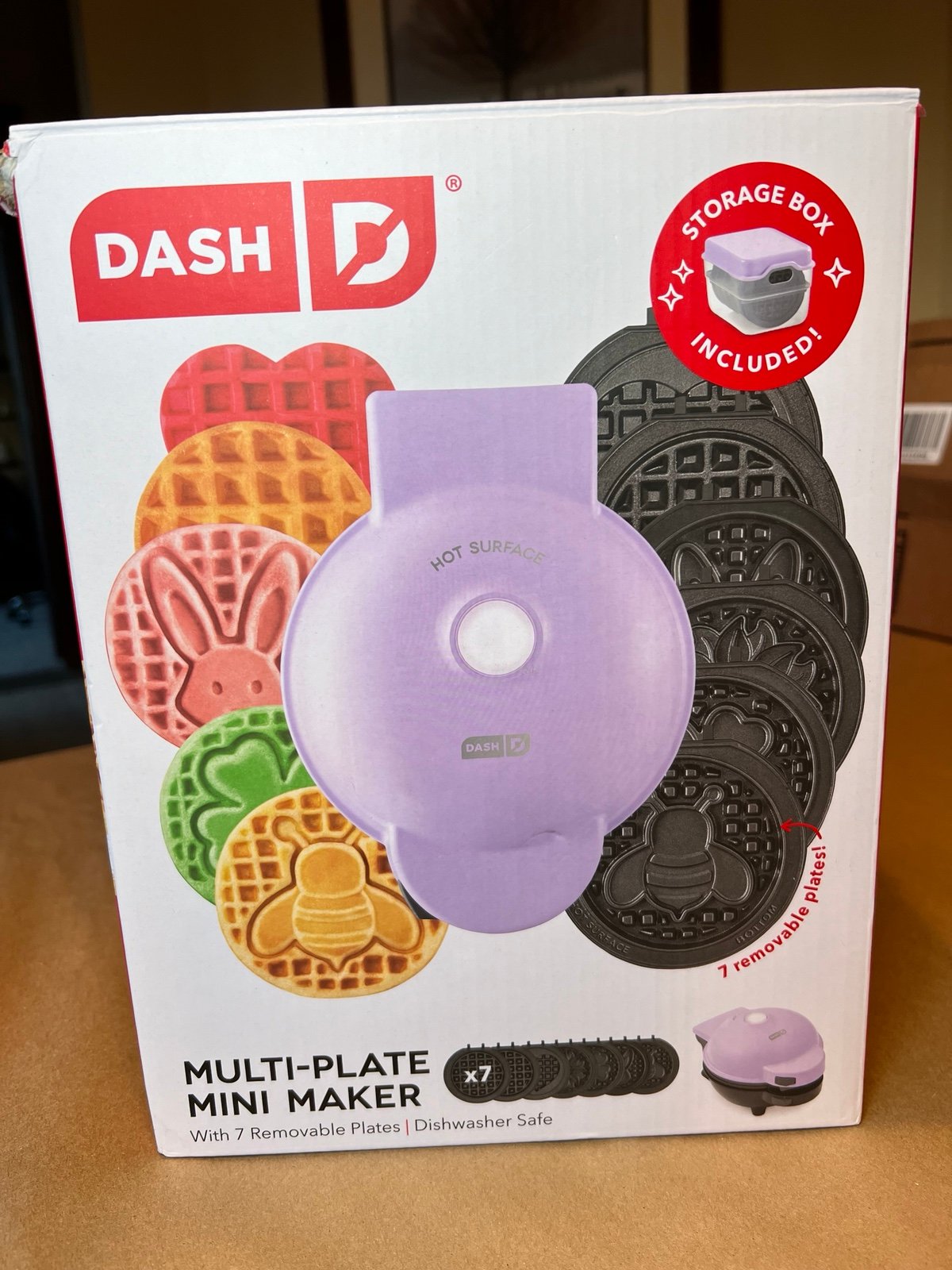Dash Mini Waffle Maker with removable plates