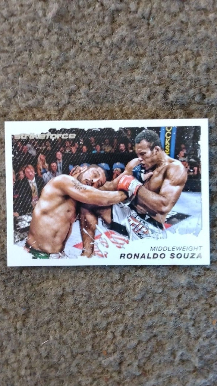 Topps UFC/Strikeforce Ronaldo Souza ROOKIE CARD