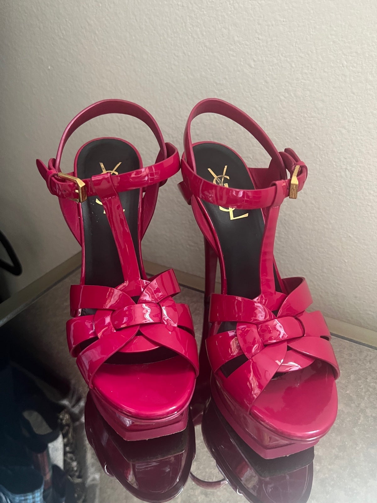 Yves Saint Laurent tribute shoes