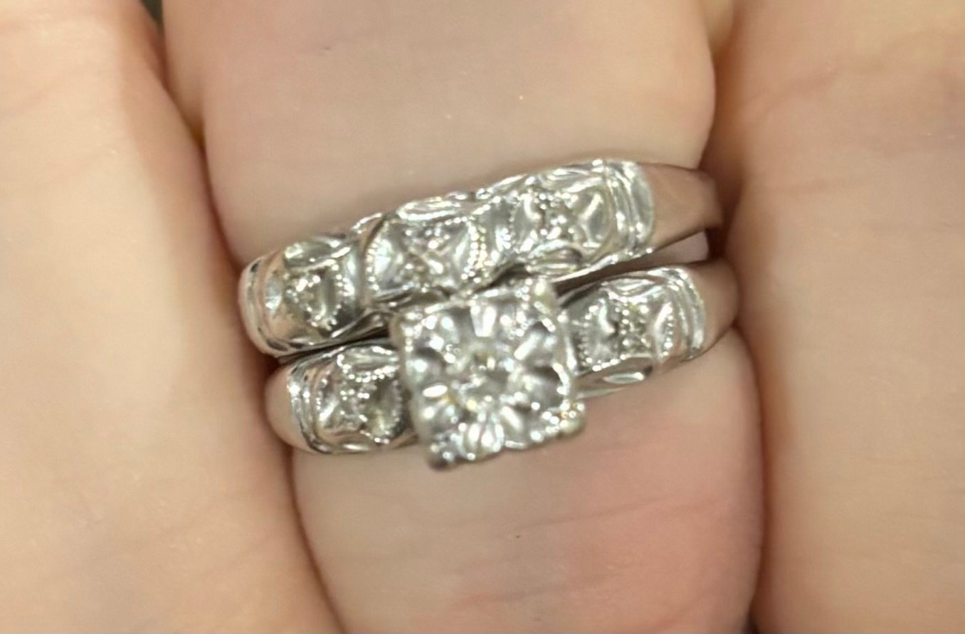 Vintage Wedding Ring Set