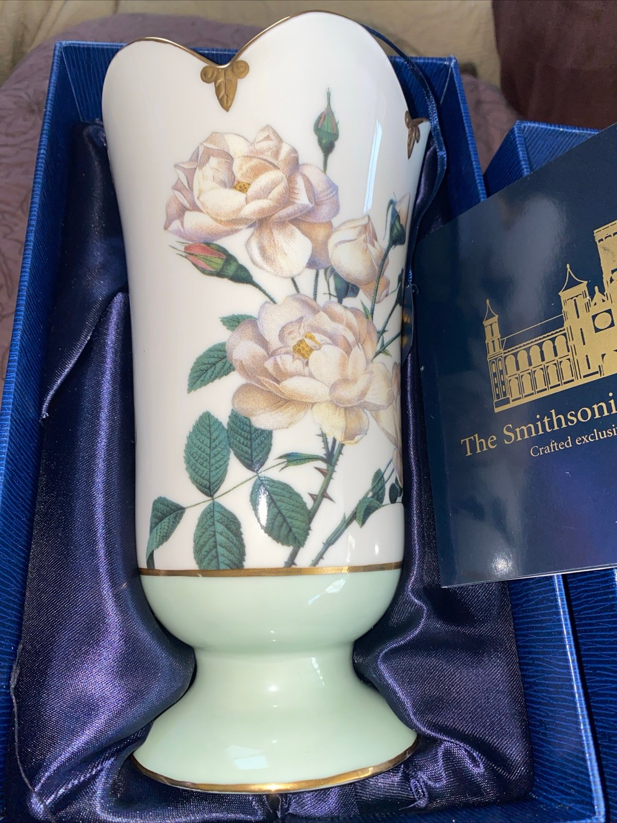 GOEBEL Vase Smithsonian Rose Collection 8”.5 Vintage