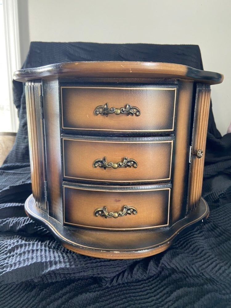 Jewelry Box Vintage
