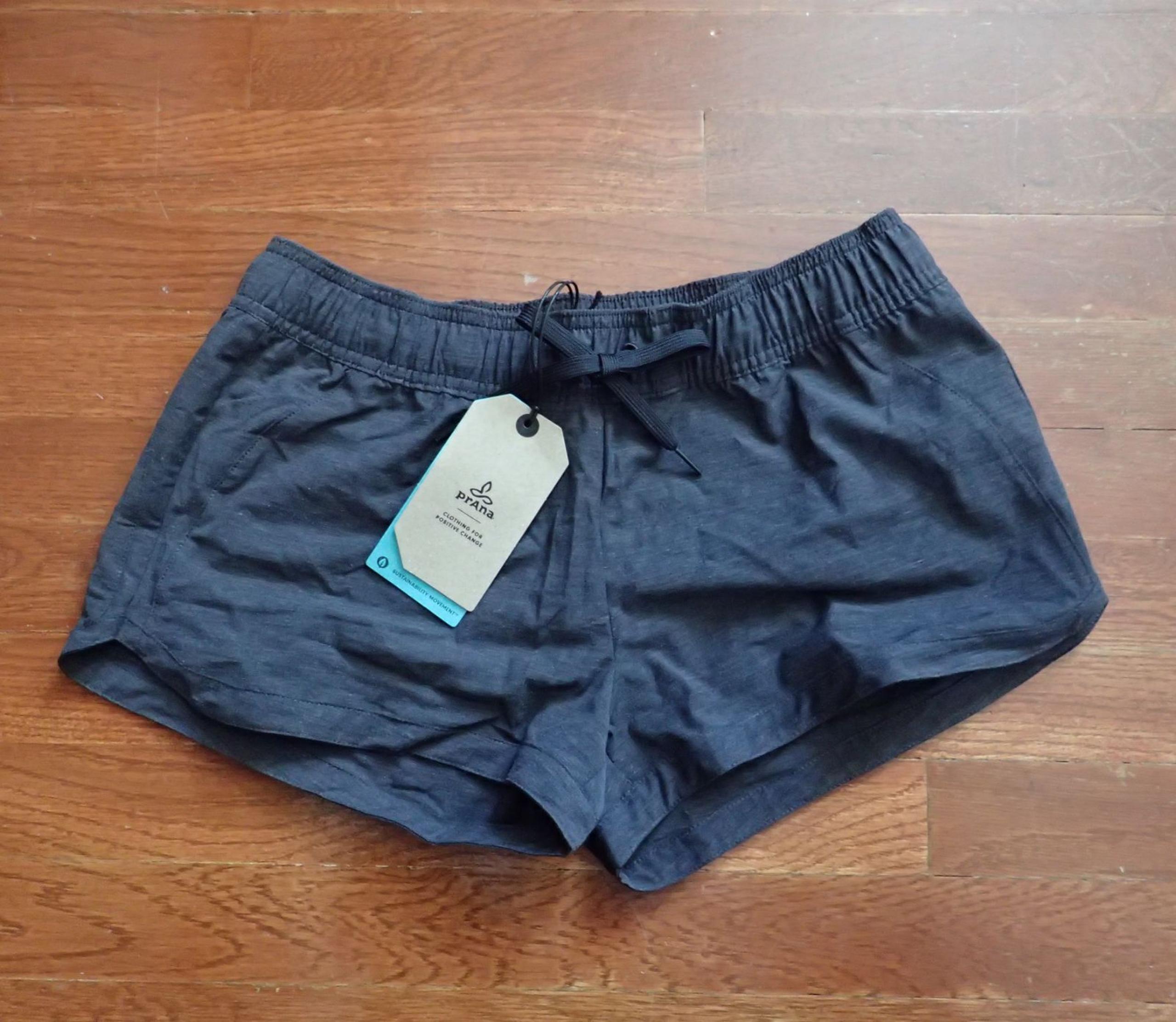 Prana Marled Dark Gray/Black Shorts XS - NWT