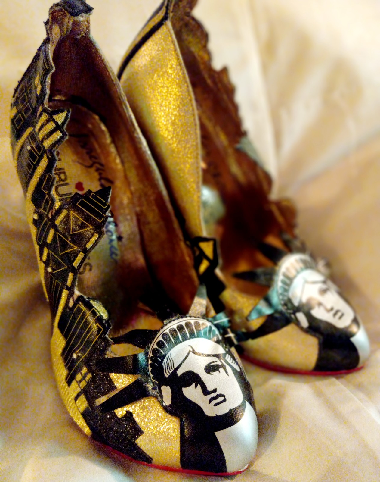 Irregular Choice New York Light Up Heels (6.5)