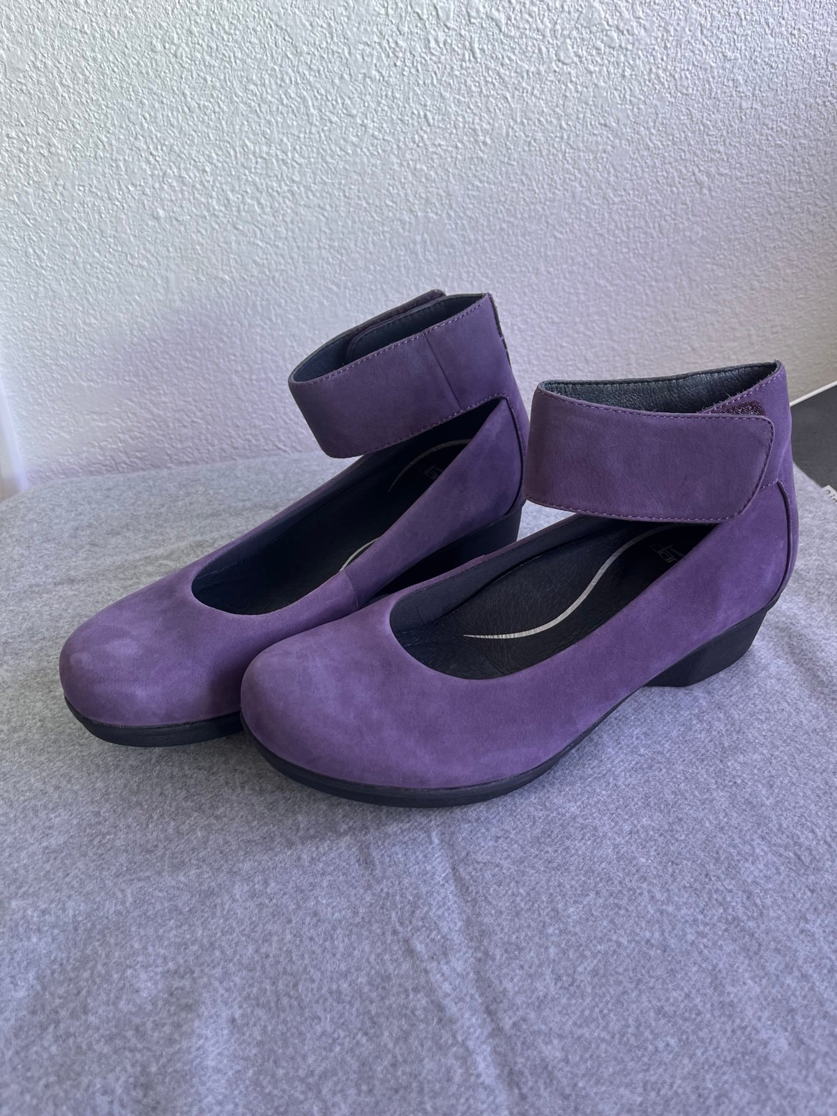 Dansko Shoes | Dansko Lulu Purple Ankle Strap Shoes Size 10.5
