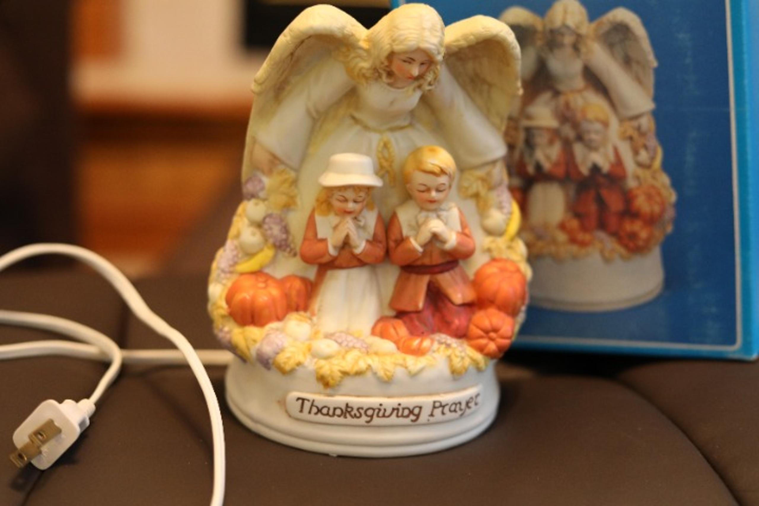 Porcelain Thanksgiving Prayer Night Light