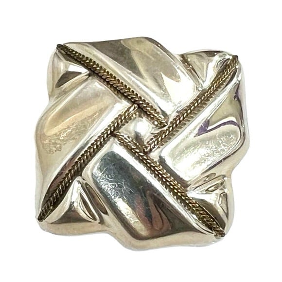 VINTAGE 925 MEXICO - LATON OF TAXCO ARTISTIC FOLDED SQUARE DESIGN BROOCH/PENDANT