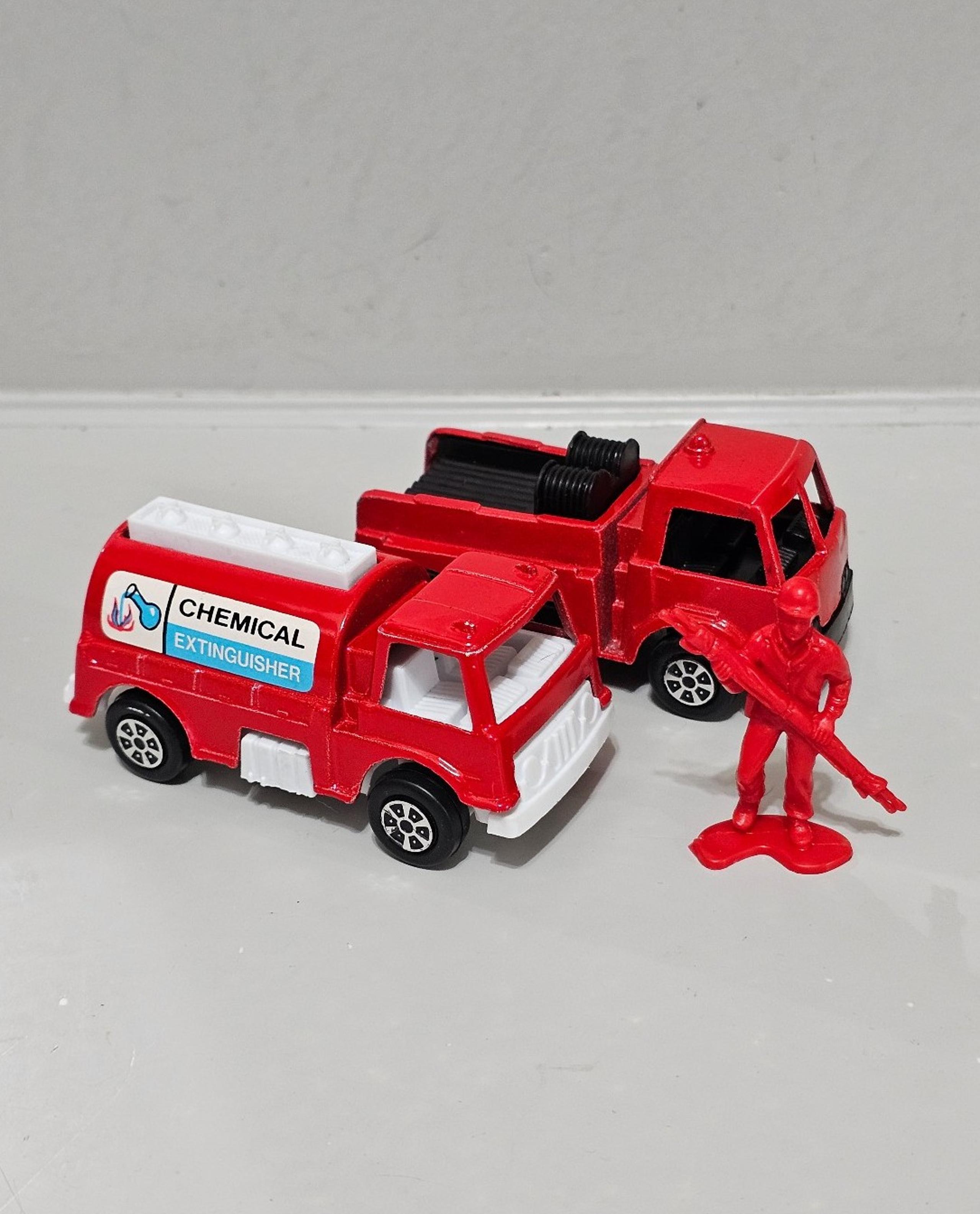 Vintage Tootsie Toy Fire Fighter Action Set Vehicles & Fireman Figure