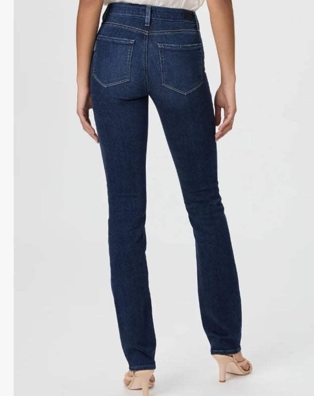 Paige straight leg Jean size 27