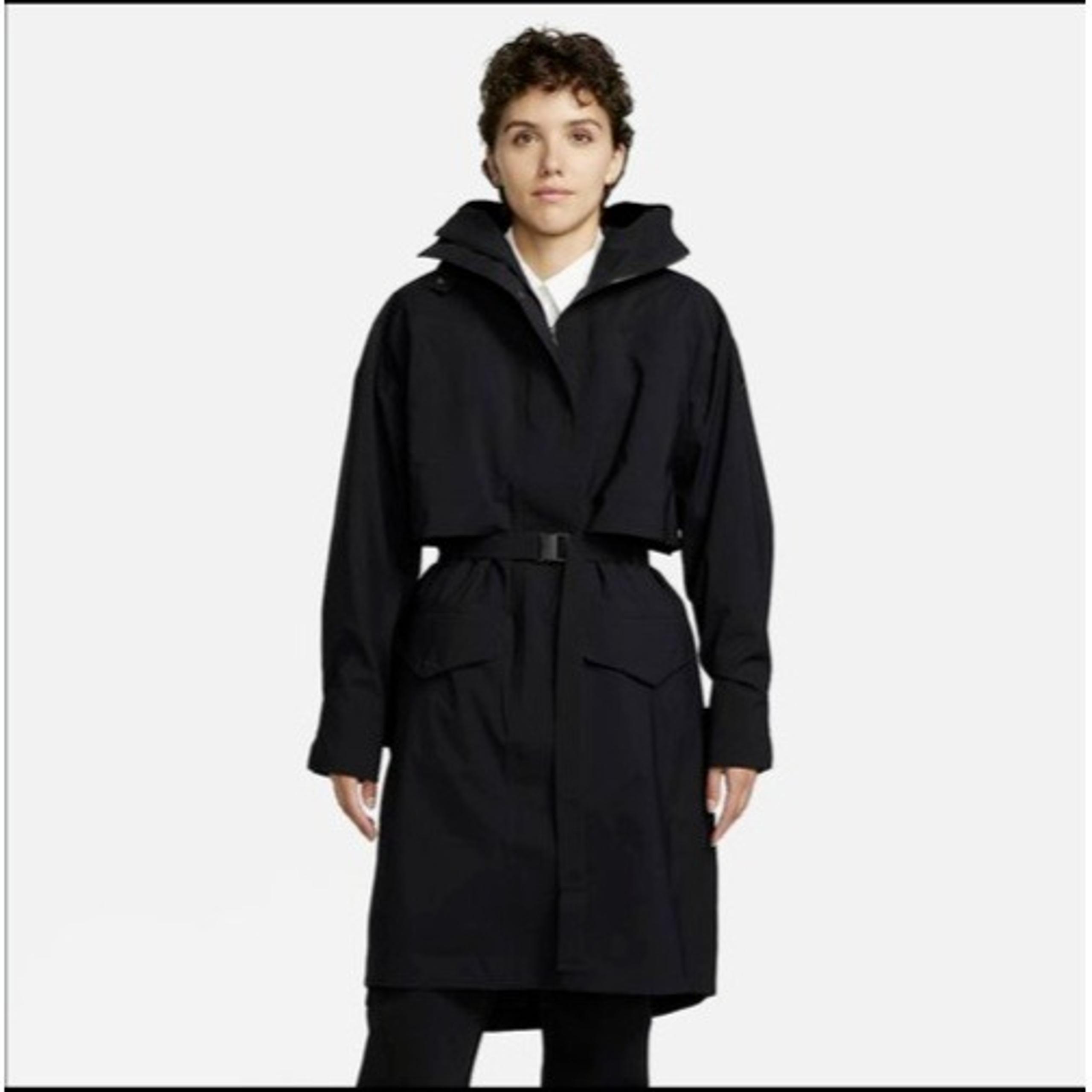 Nike Sportswear Storm-FIT ADV Tech Pack Parka Black Women's Size L DQ7002-010
