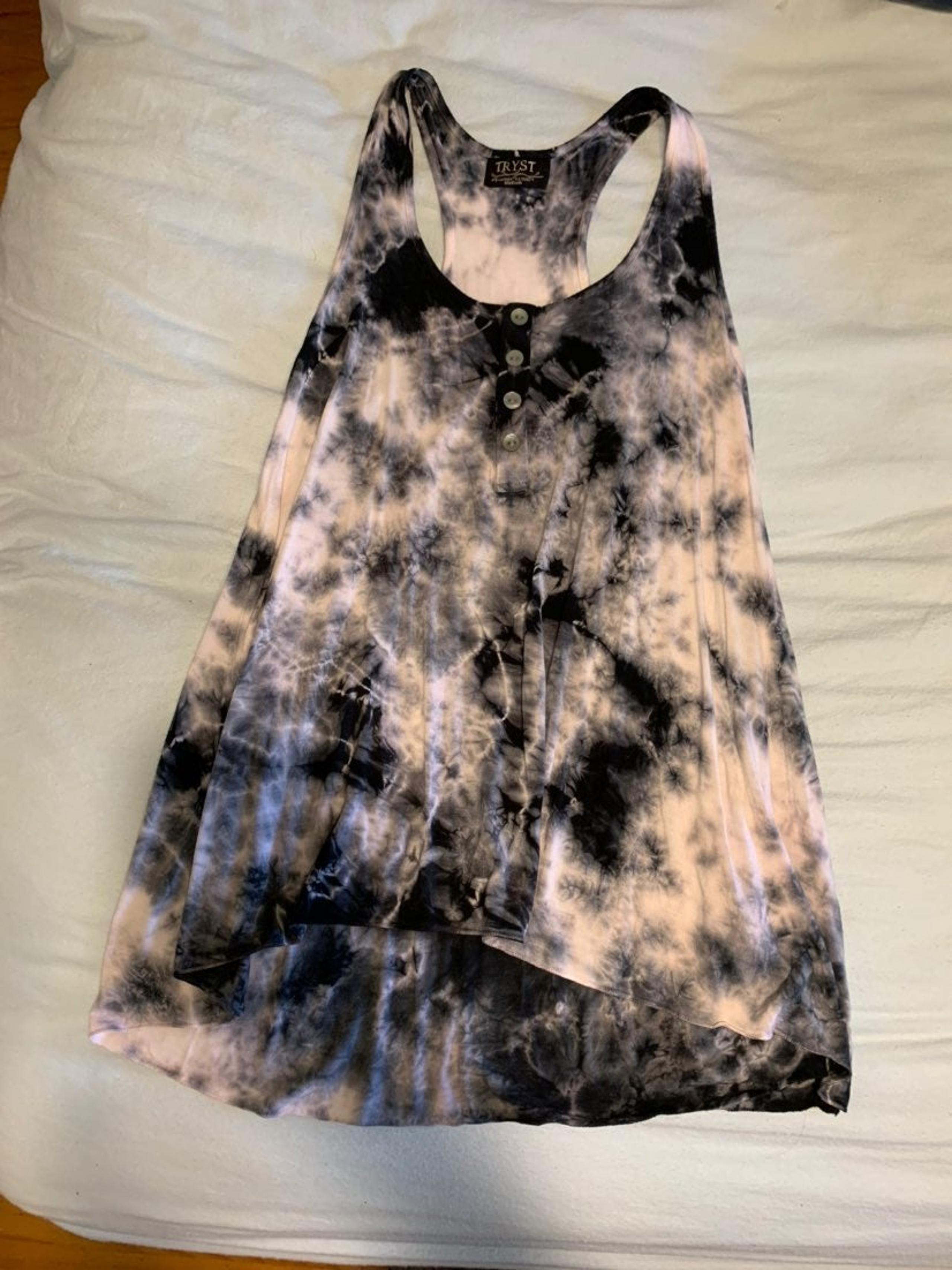 Tryst Tie Dye Sleeveless Flowy Tank Top