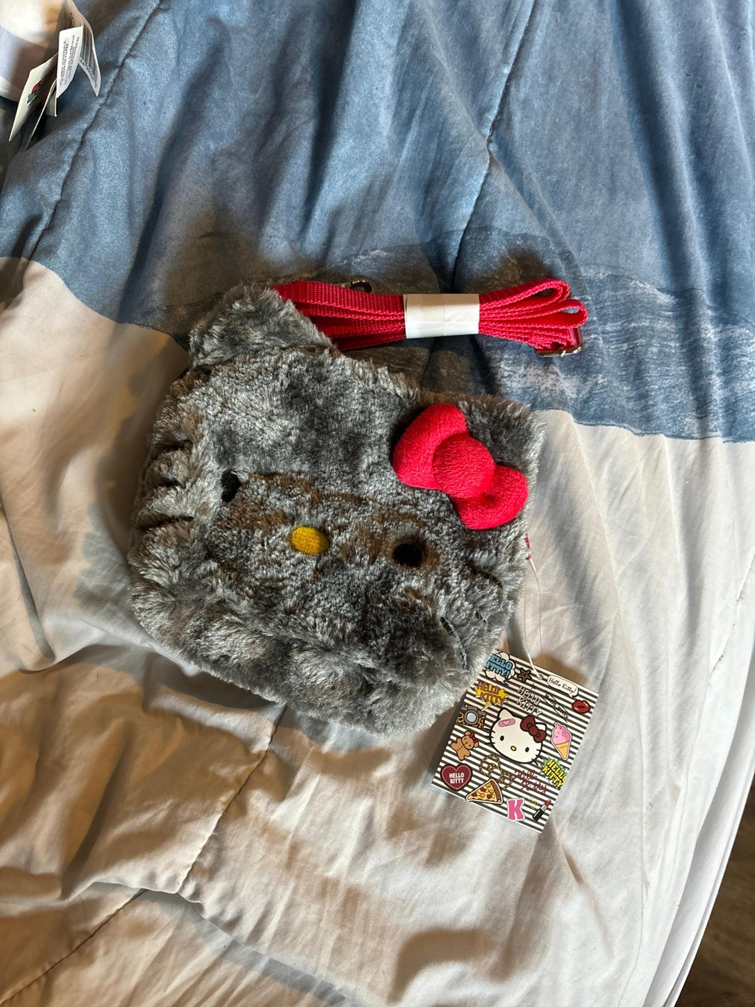 Dark gray hello kitty purse