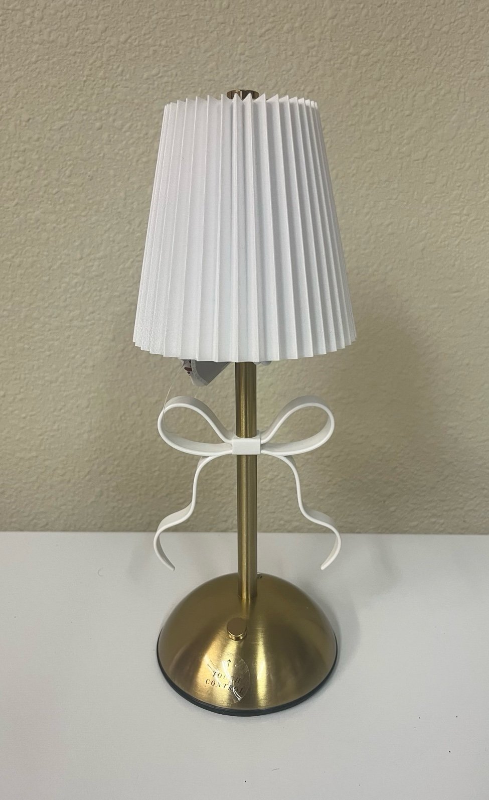 Bow Lamp Coquette White Bow