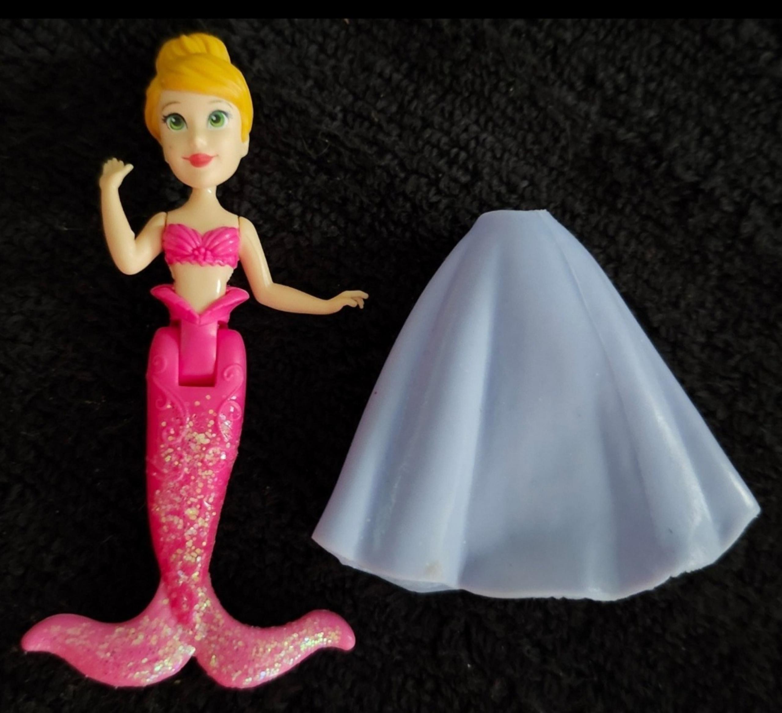 Vintage Disney Hasbro The Little Mermaid Sister Series Andrina Figure w/Gown GC.