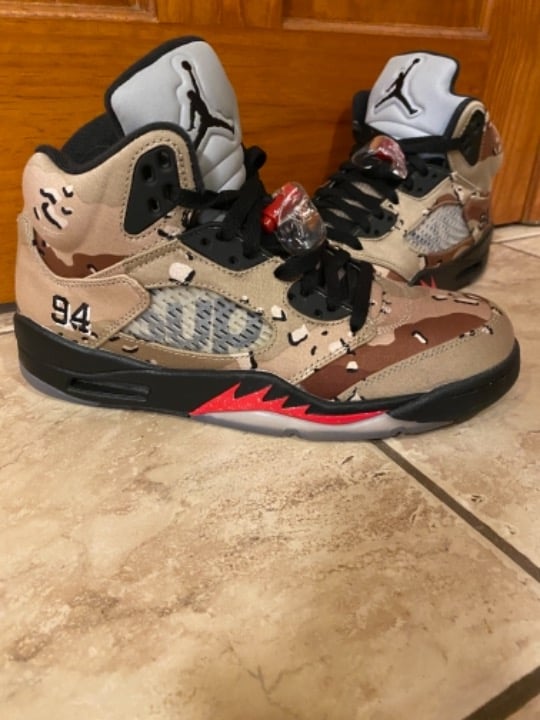 Supreme X Air Jordan 5 Retro Desert Camo