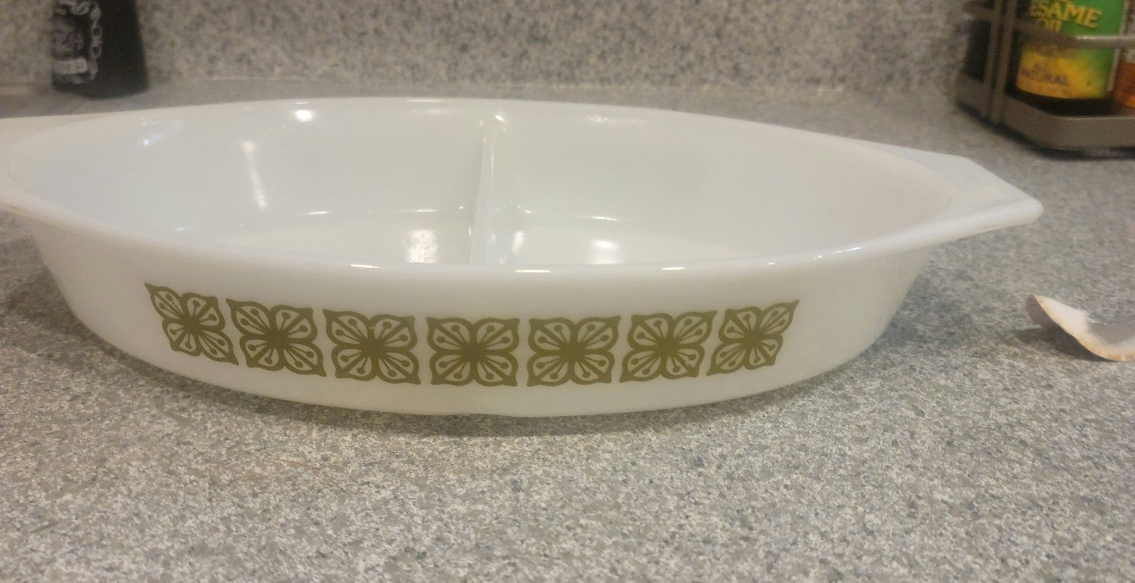 Vintage 1967 Pyrex