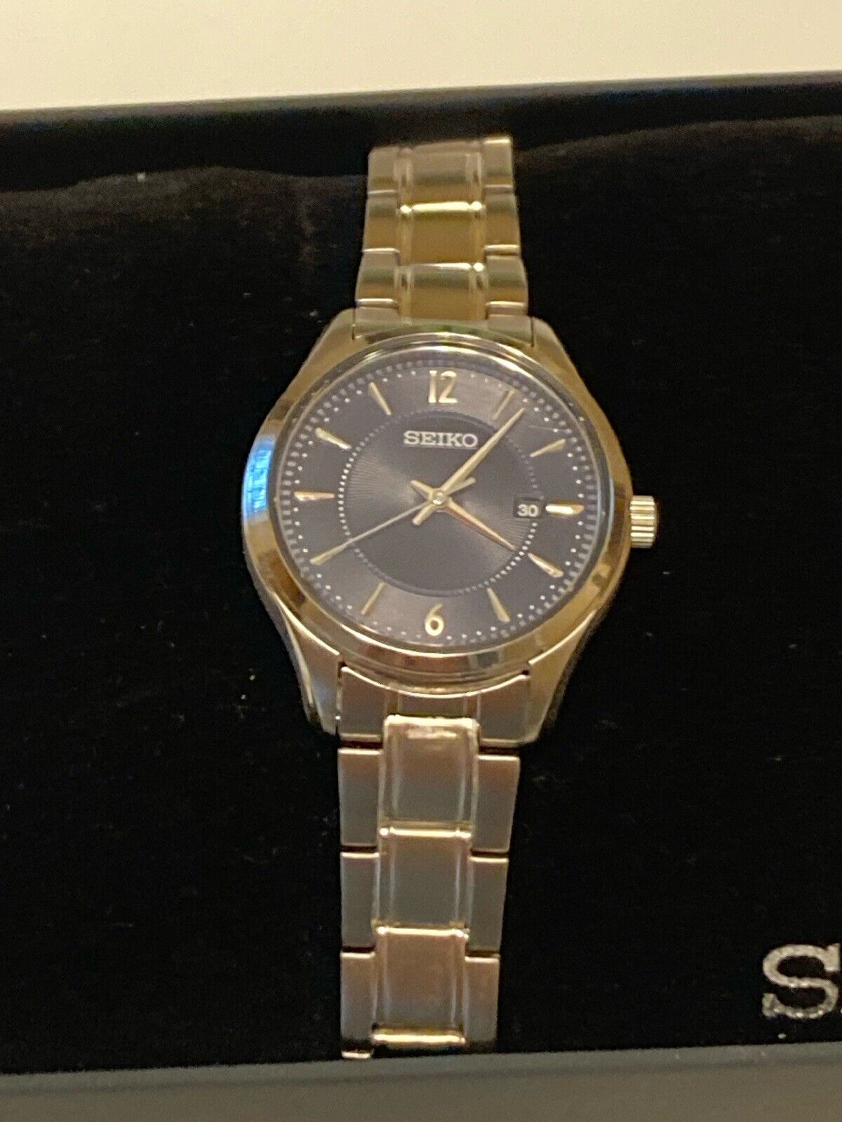 Seiko SUR425 LDS Womens Watch Water Resistant 10Bar SS Sapphire Crystal Japan