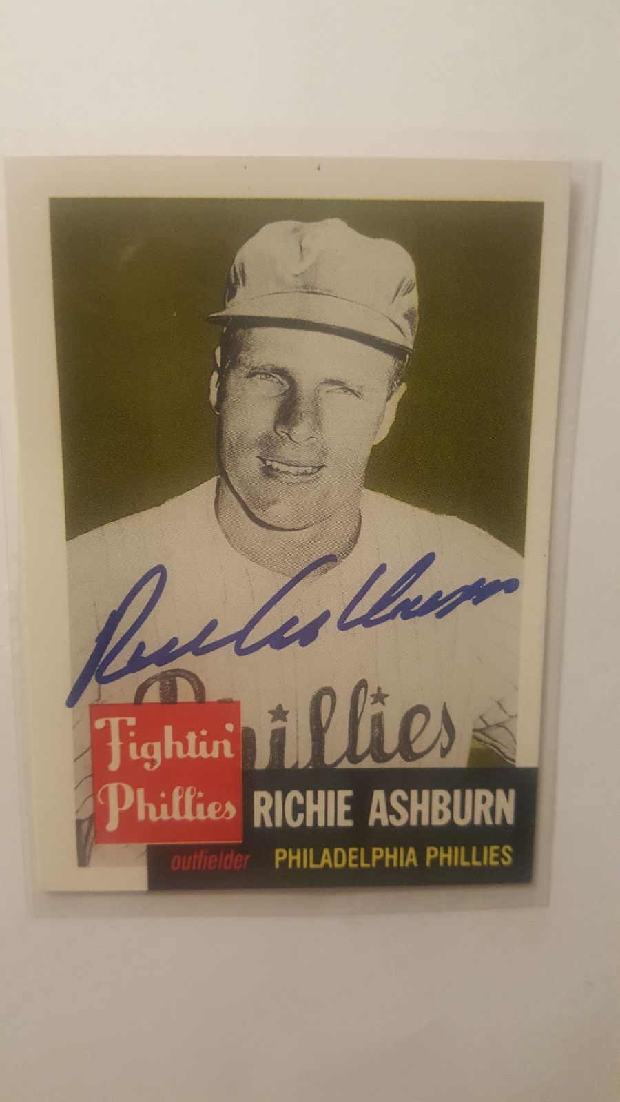 Richie Ashburn Signed baseball card