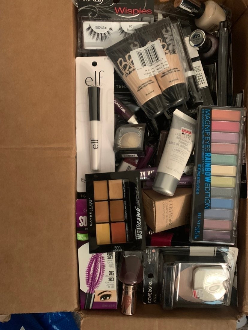 Wholesale Makeup cosmetics 50 pcs new