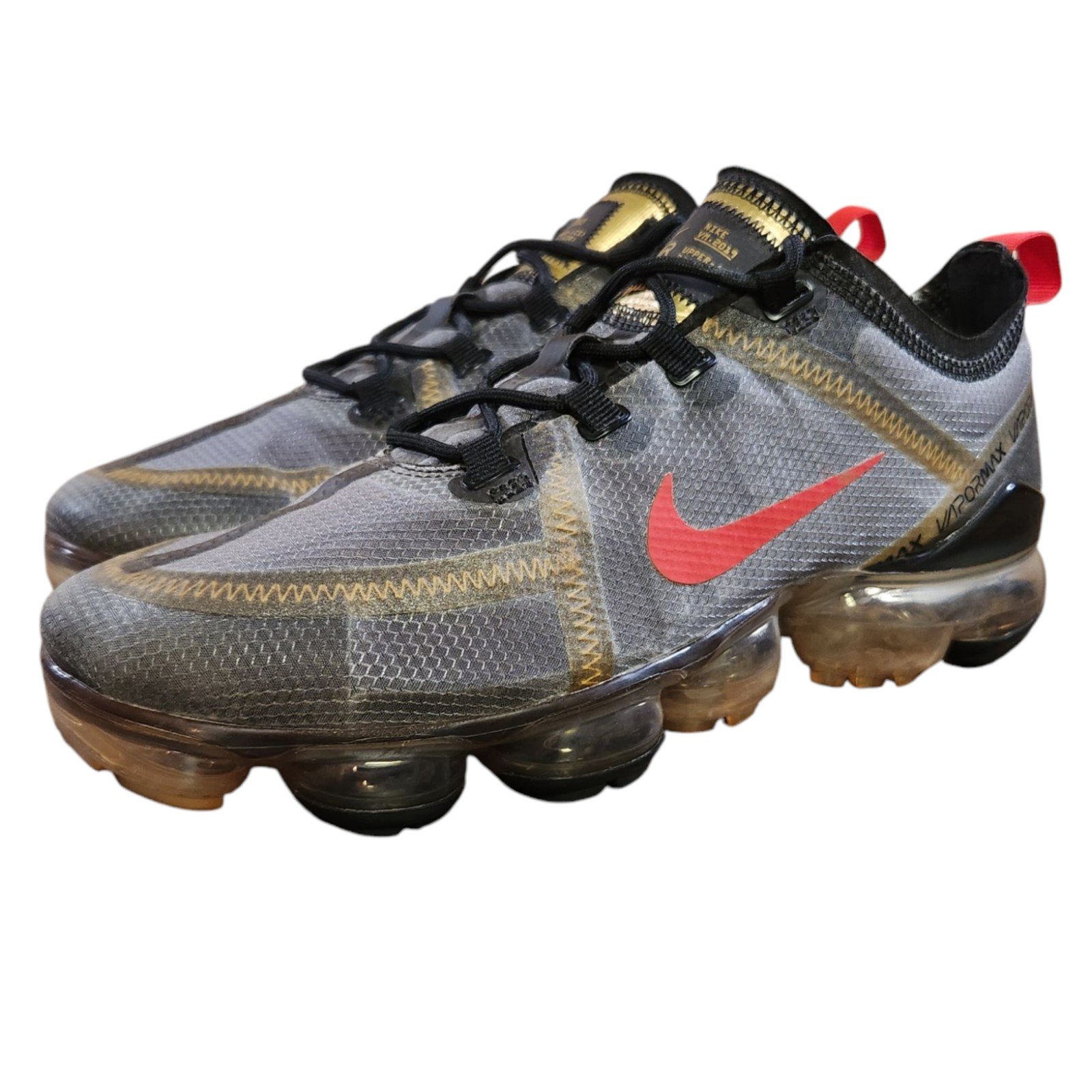Nike Air Vapormax 2019 Black Metallic Gold CU4872-001 Sneakers Women's Size 9