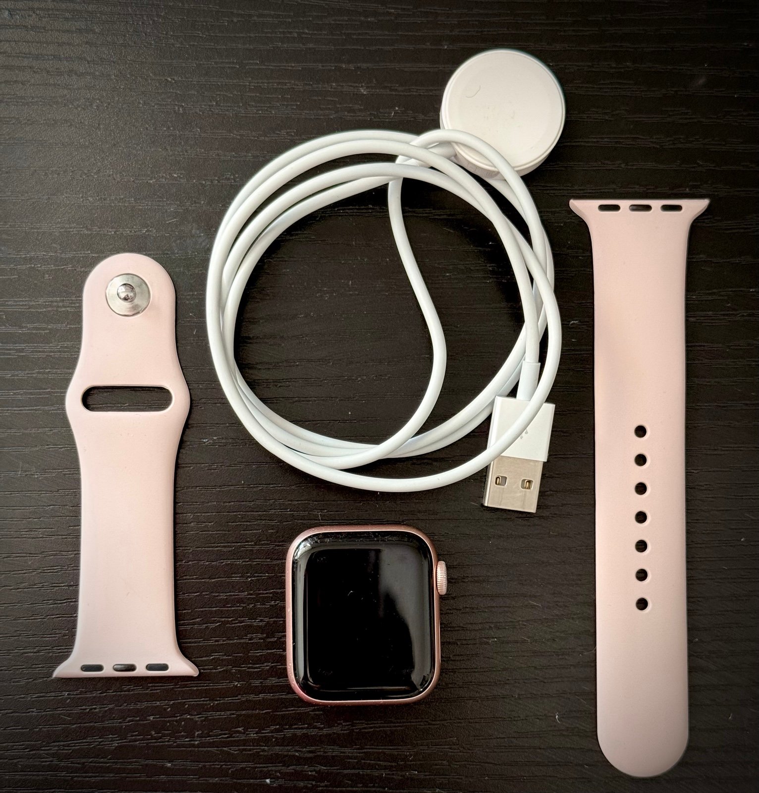 Apple Watch Series 6 40mm GPS - Rose Gold Aluminum Case - Pink Sport Band