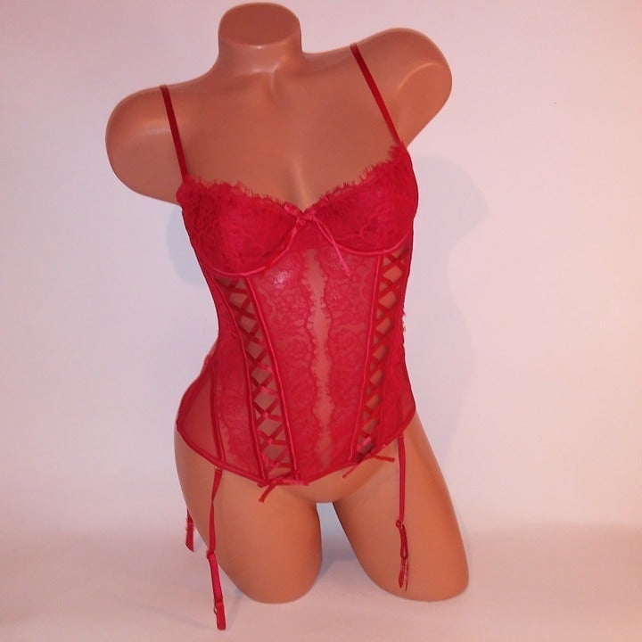 Victoria Secret Lingerie Bustier Corset Garter Straps Red Lace Sheer Boned Hook
