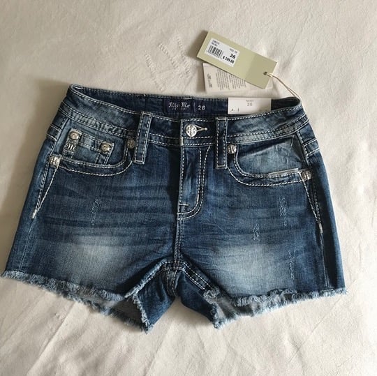 Miss me Mid-Rise short