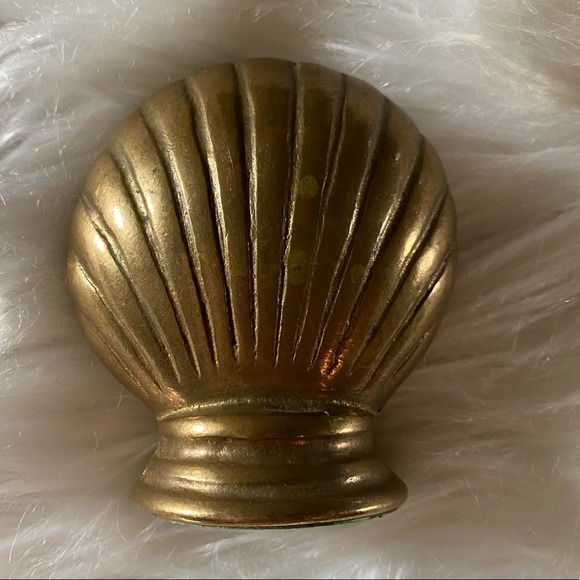 VINTAGE Brass Seashell decor