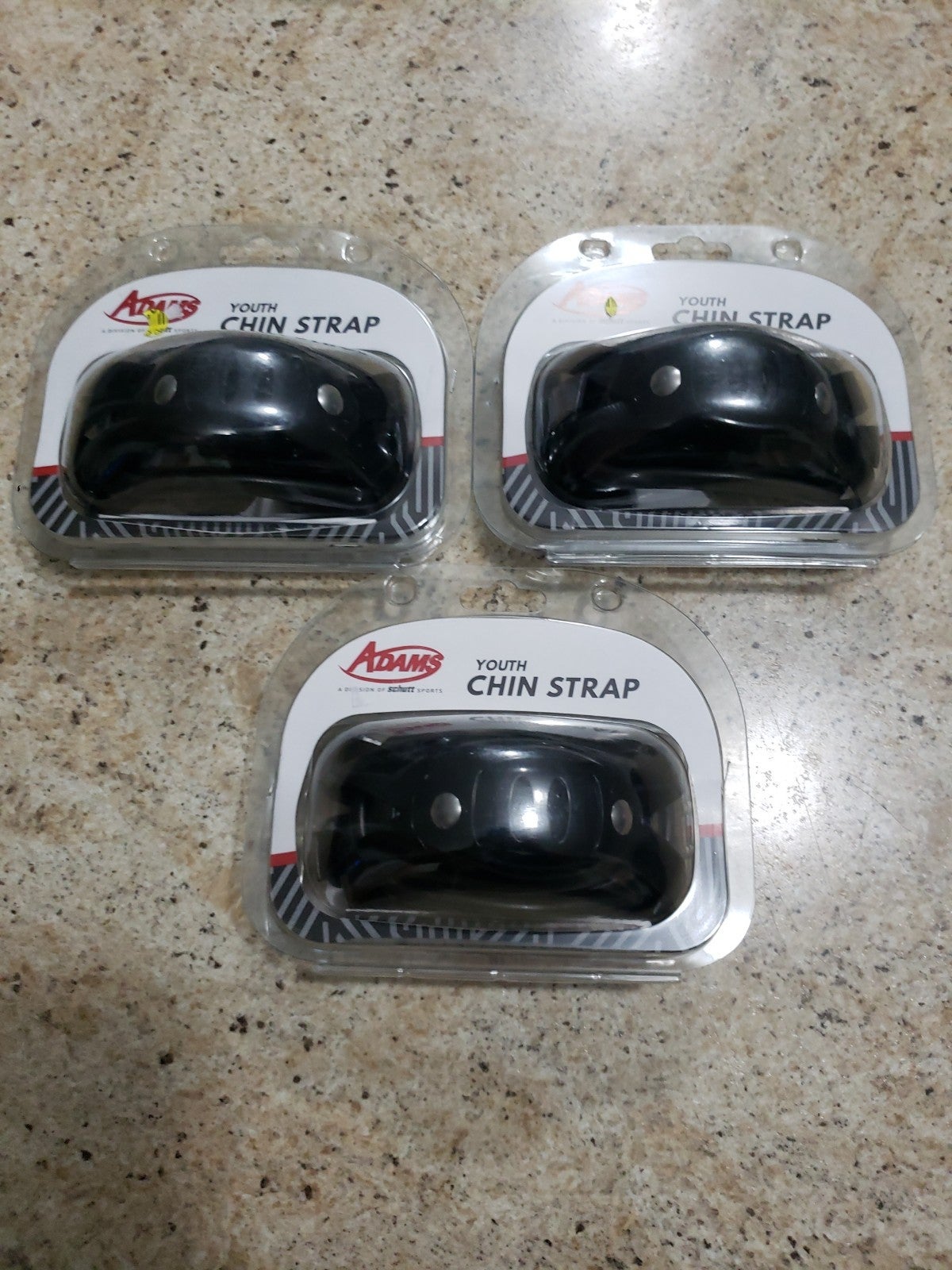 floor price 3 of Lot Adams Straps Chin Sports & outdoors floor price 3 of Lot Adams Straps Chin Sports & outdoors