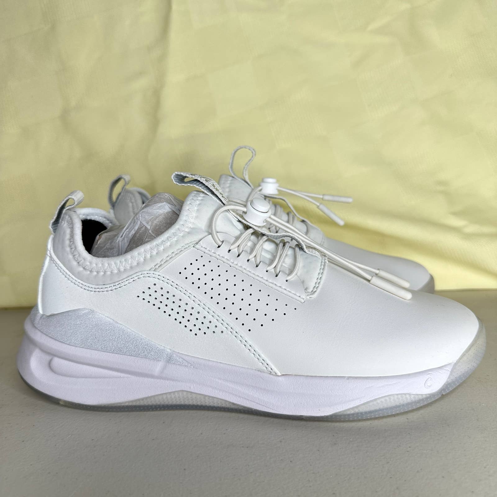 Clove Classic Nursing Sneaker Brilliant White Women 6.5 Healthcare NWOB