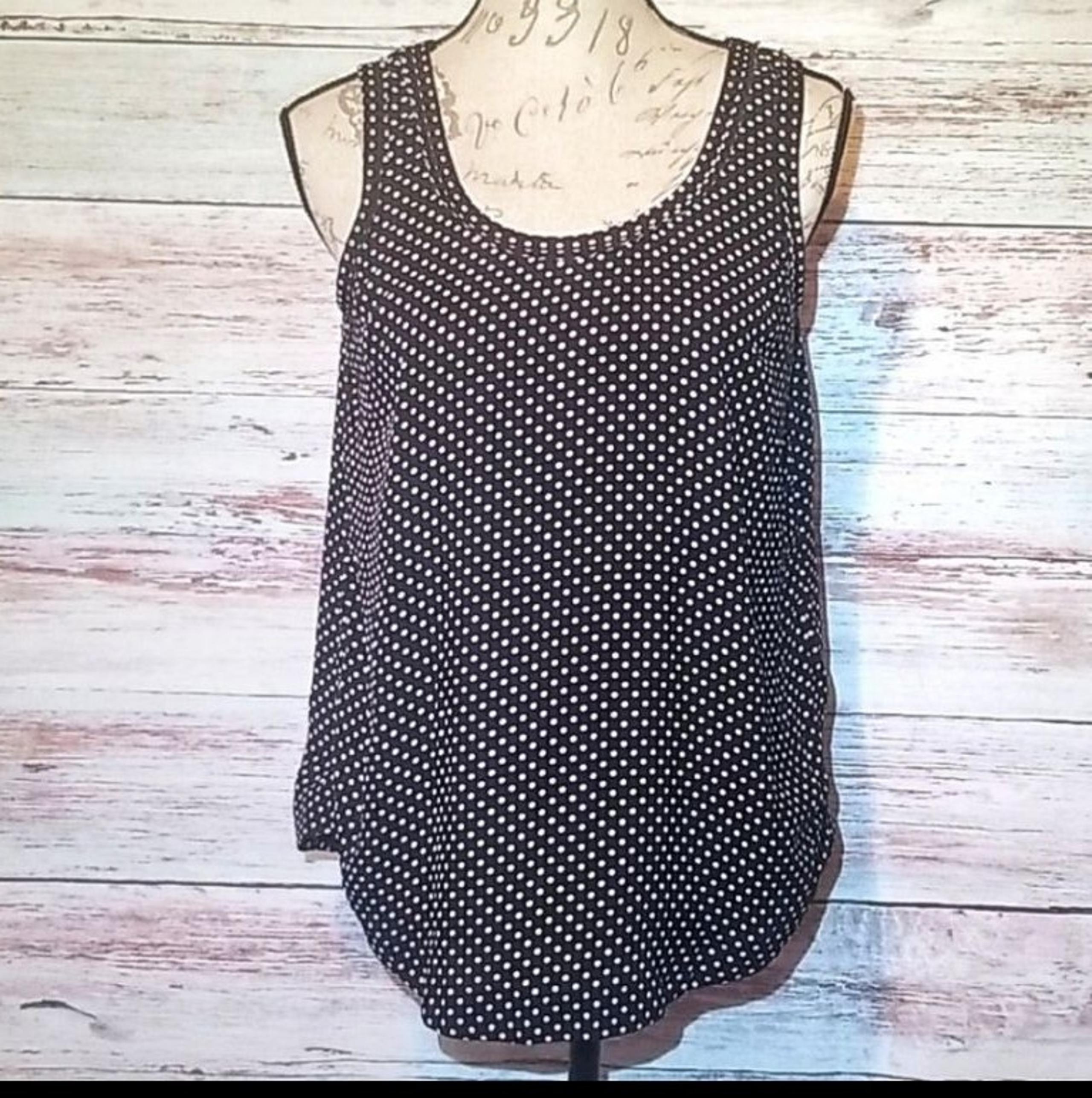 Philosophy tank top Black white polka do