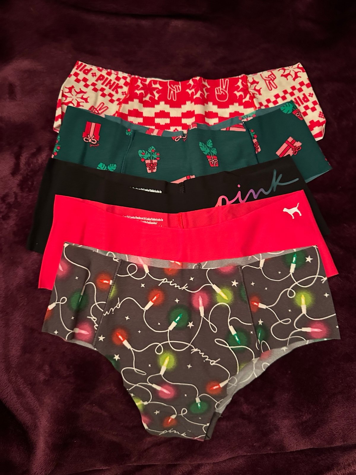 PINK Victoria's Secret No-Show Cheeksters Underwear Set